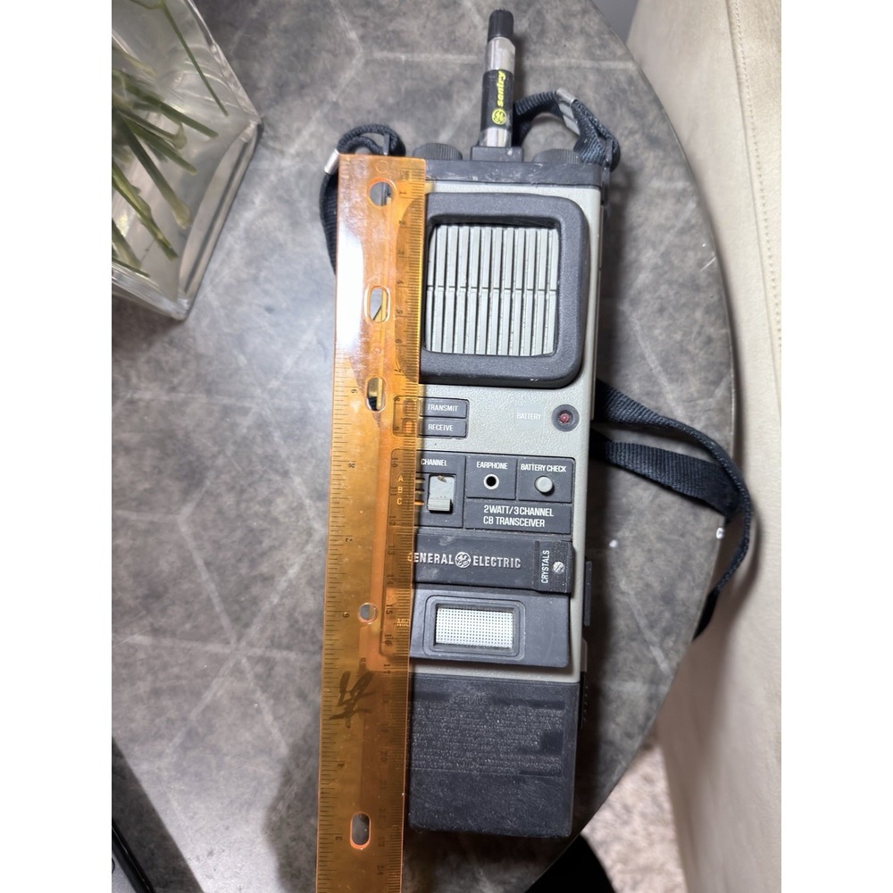 Vintage General Electric 3 Channel CB Transceiver GE Model 3-5979C